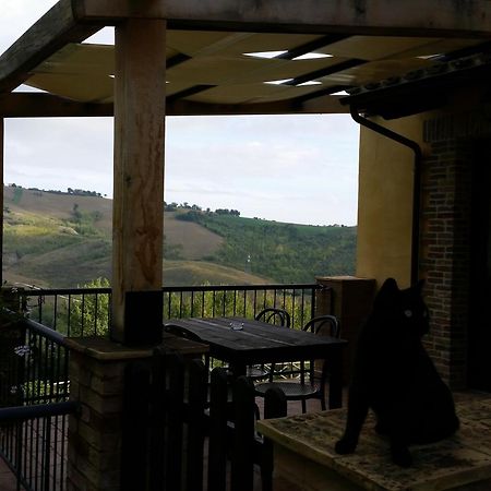 Agriturismo Tre Querce Penna San Giovanni Εξωτερικό φωτογραφία
