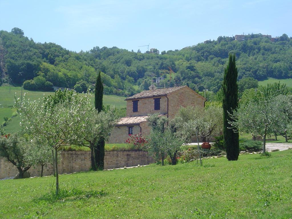 Agriturismo Tre Querce Penna San Giovanni Εξωτερικό φωτογραφία