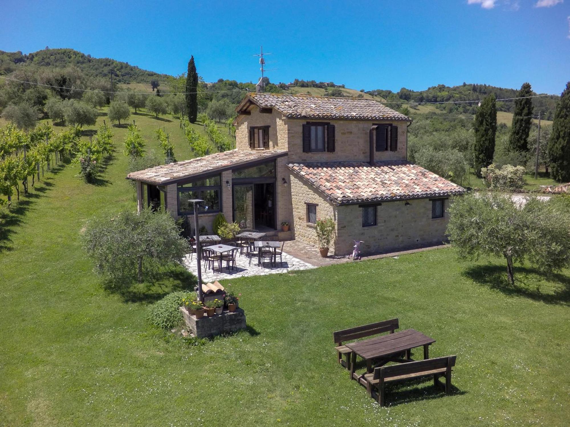 Agriturismo Tre Querce Penna San Giovanni Εξωτερικό φωτογραφία