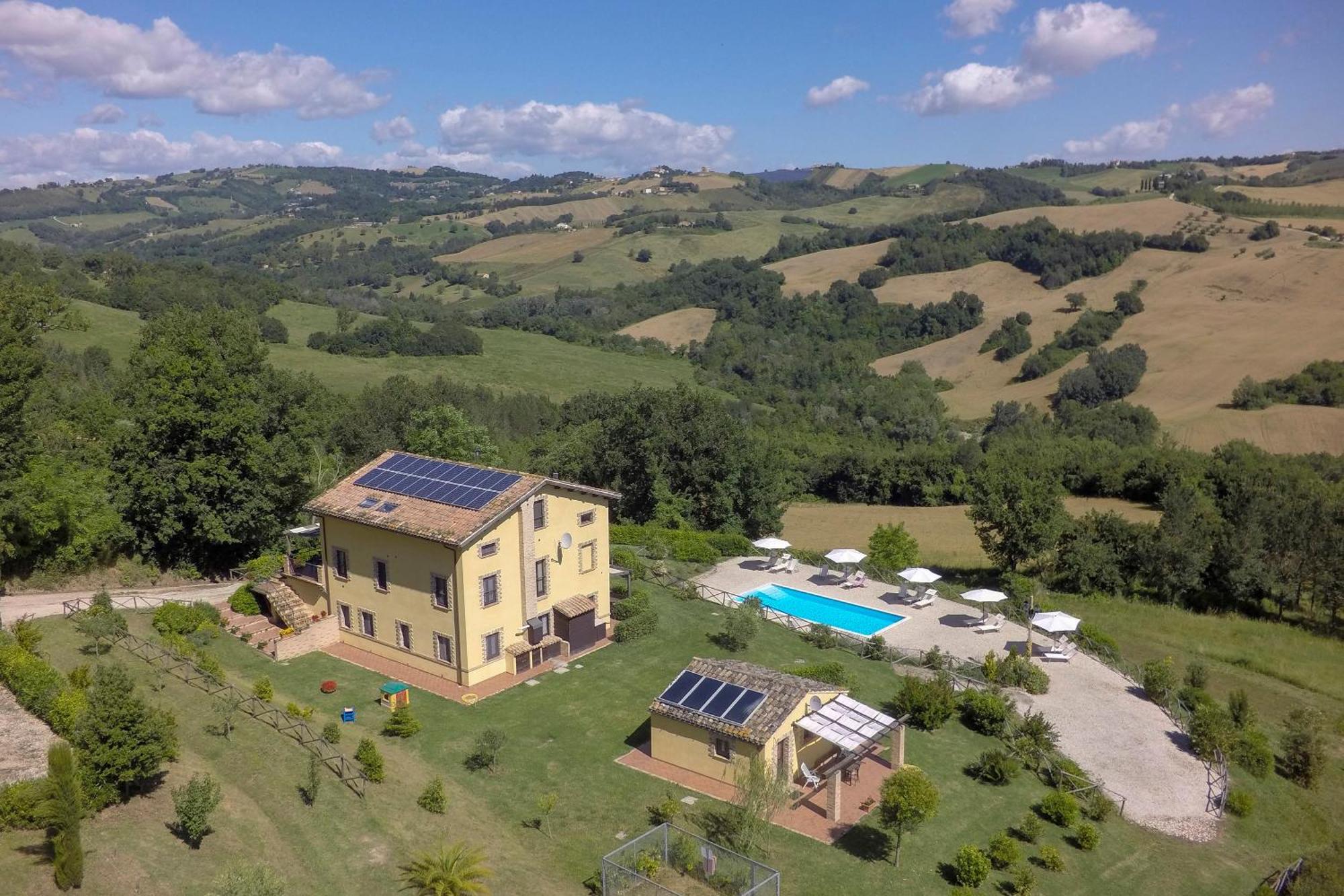 Agriturismo Tre Querce Penna San Giovanni Εξωτερικό φωτογραφία
