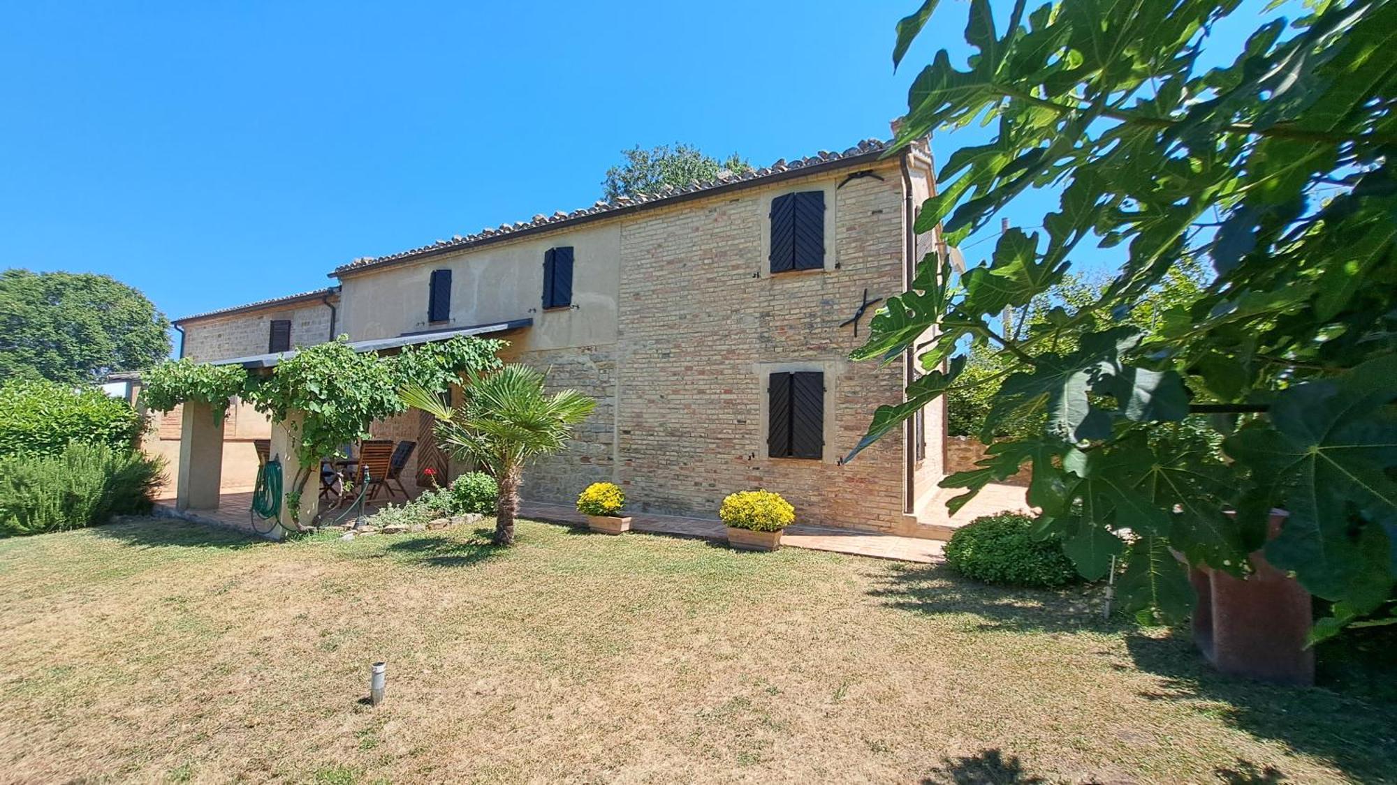 Agriturismo Tre Querce Penna San Giovanni Εξωτερικό φωτογραφία