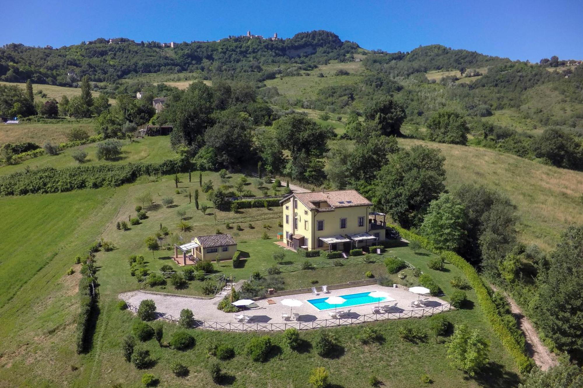 Agriturismo Tre Querce Penna San Giovanni Εξωτερικό φωτογραφία